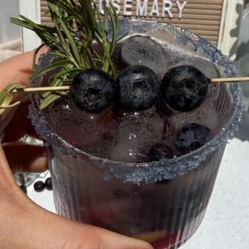 blueberry smash mocktail